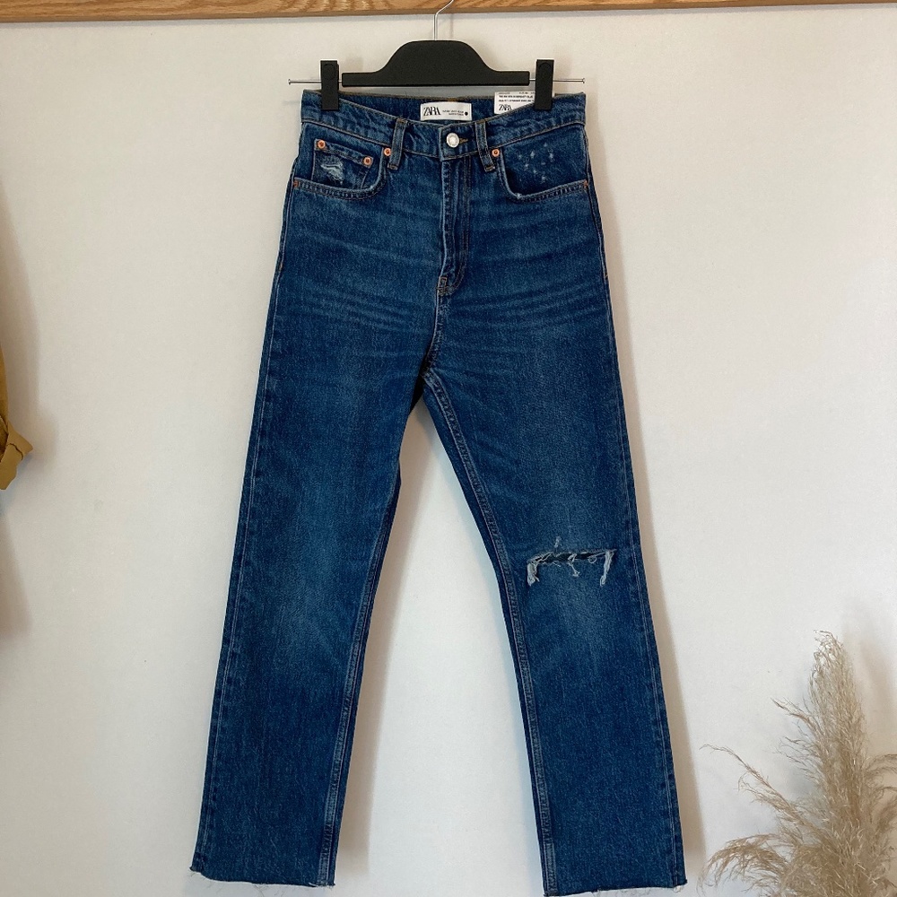 NWT WOMENS SLIM FIT HIGH RISE STRAIGHT KICK LEG PREMIUM BLUE JEAN!!!! TAGS ON!!
